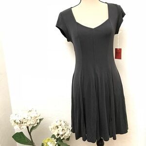 🆕 Women’s skater dress